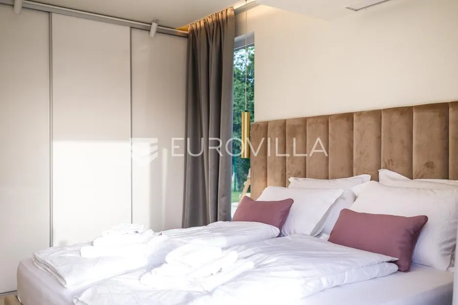 labin, santalezi, luksuzna vila s wellnessom, grijanim bazenom, teretanom, mirna lokacija - slika 49