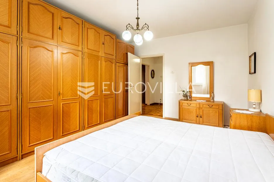 trogir, komforan jednosobni stan ukupne površine 71 m² - slika 9