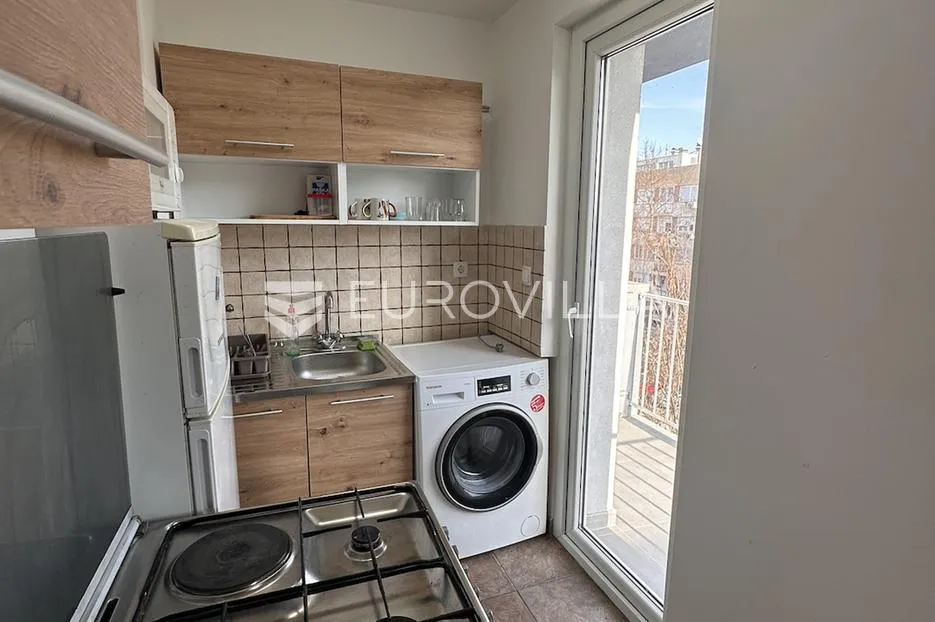 zagreb, prečko, uređen dvosoban stan s balkonom, 52 m² - slika 5