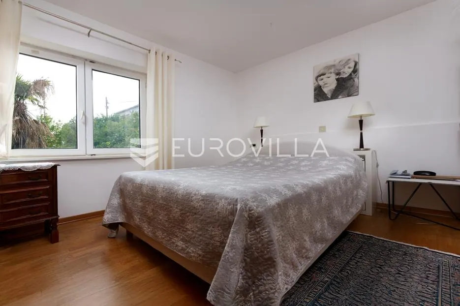 opatija, punta kolova, šarmantan četverosoban stan 127 m², pogled na more - slika 9