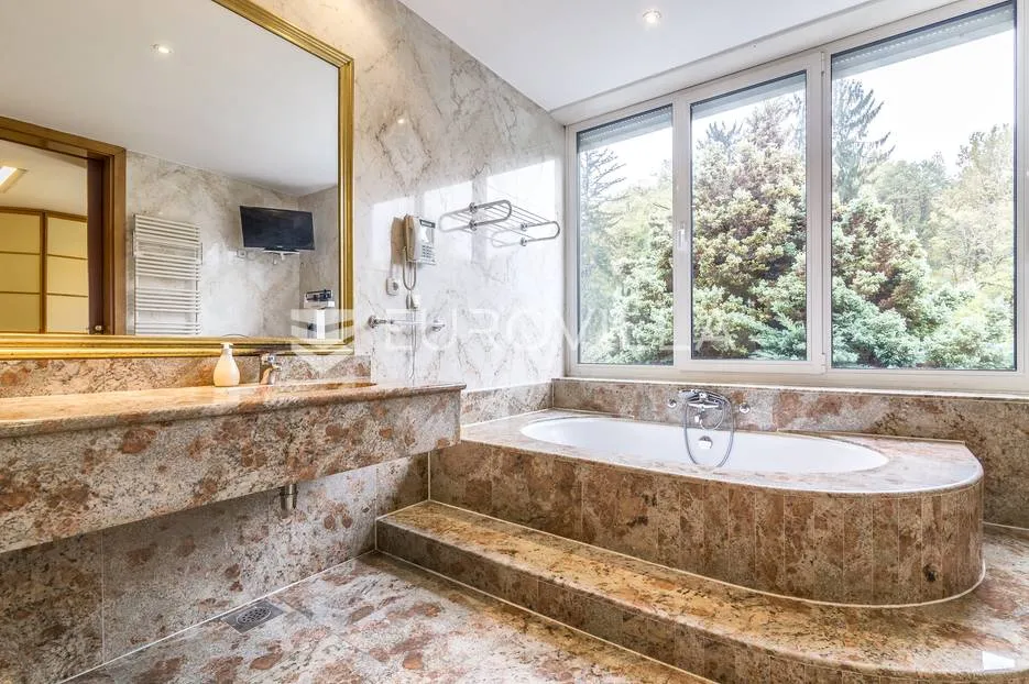 zagreb, mlinovi, luksuzna vila 860 m² na zemljištu 2600 m² - slika 13