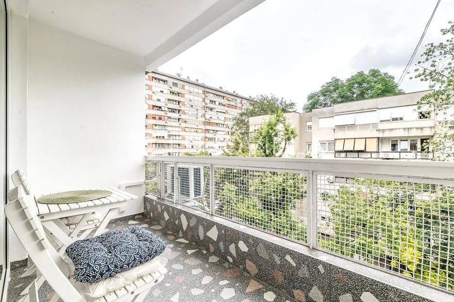 zagreb, srednjaci prekrasan trosoban stan 55 m² - slika 8