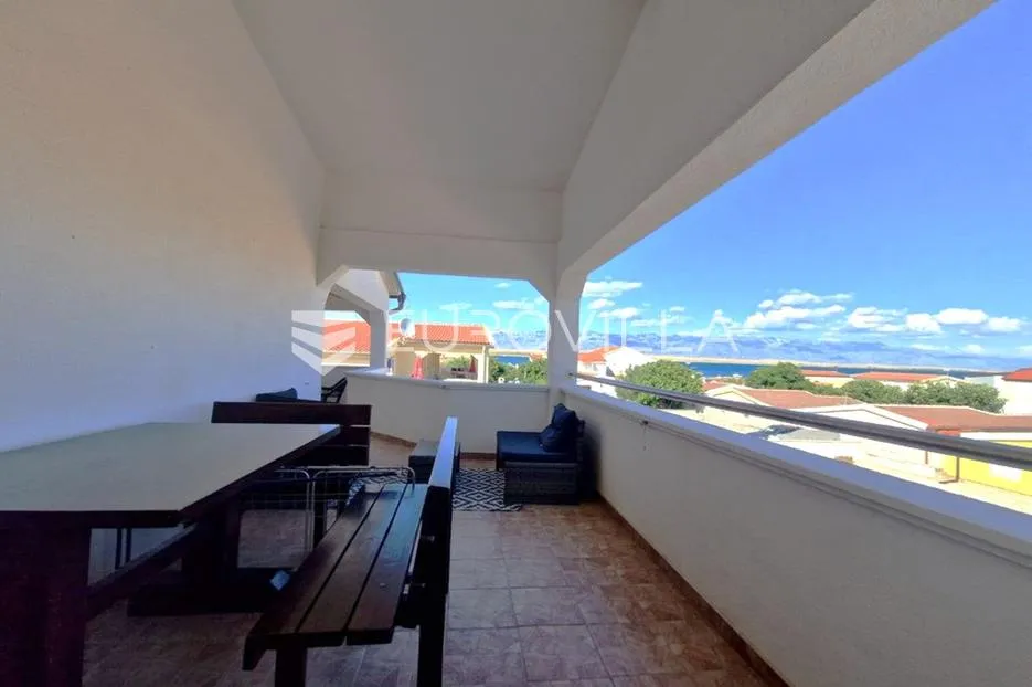 vir, dva apartmana na 1. katu s pogledom na more, 110m od plaže - slika 42