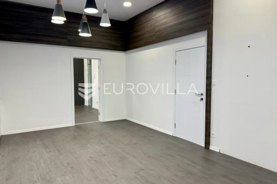 samobor, poslovno-skladišni kompleks 1.870 m2 na parceli površine 4.158 m² - slika 15
