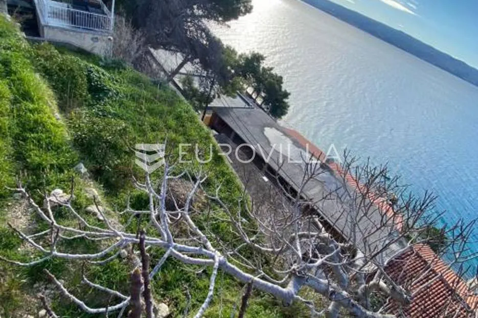 krilo jesenice, namješten stan s neuređenim potkrovljem 70 m² - slika 13