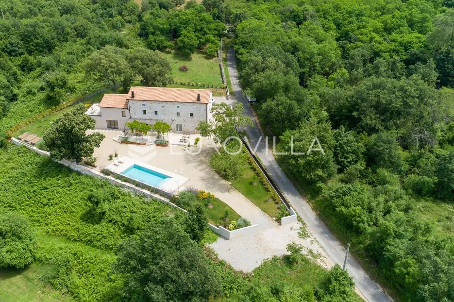 istra, labin, šumber, unikatna samostojeća villa na velikoj okućnici s pogledom - slika 5