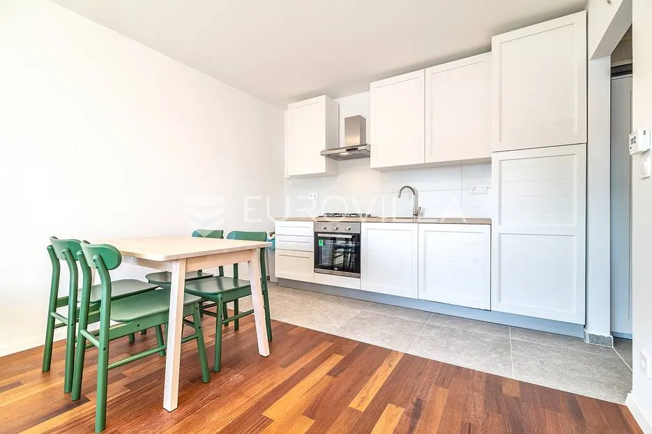 Zagreb, Trešnjevka, uređen dvosoban stan 55 m²
