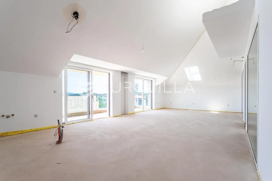 šibenik, plaža banj, penthouse sa prekrasnim pogledom na more, 138,82 m² - slika 3