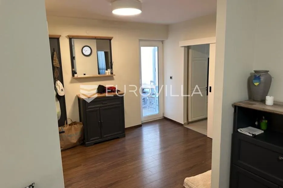 krk, grad krk, stan 70 m², garaža 20 m² - slika 4