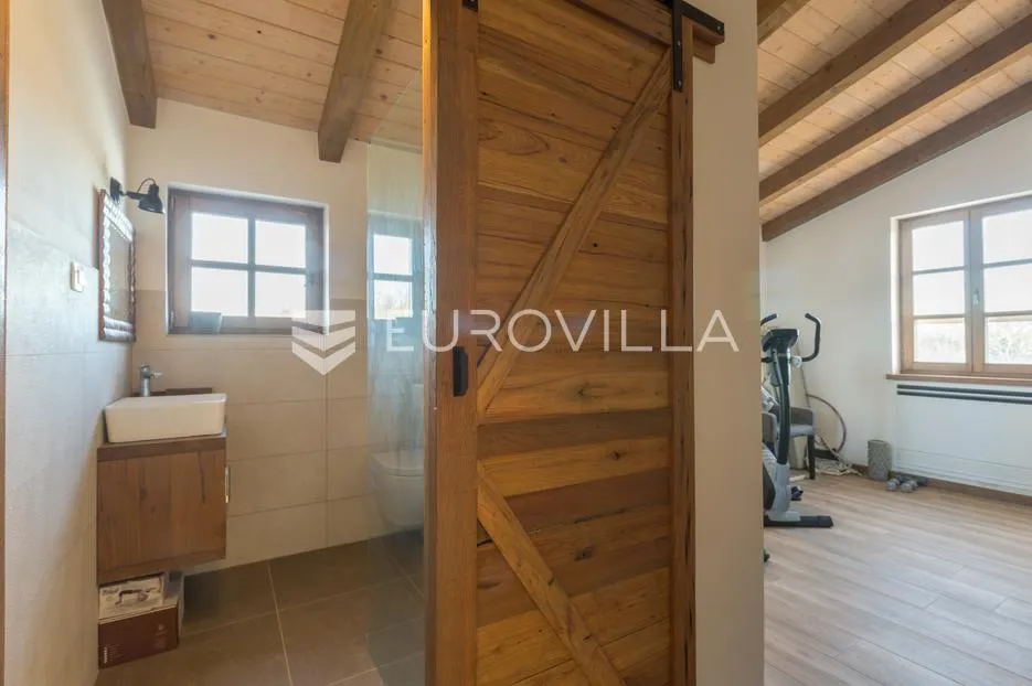 istra, peresiji, jedinstvena samostojeća kuća 200m2 s bazenom - slika 24