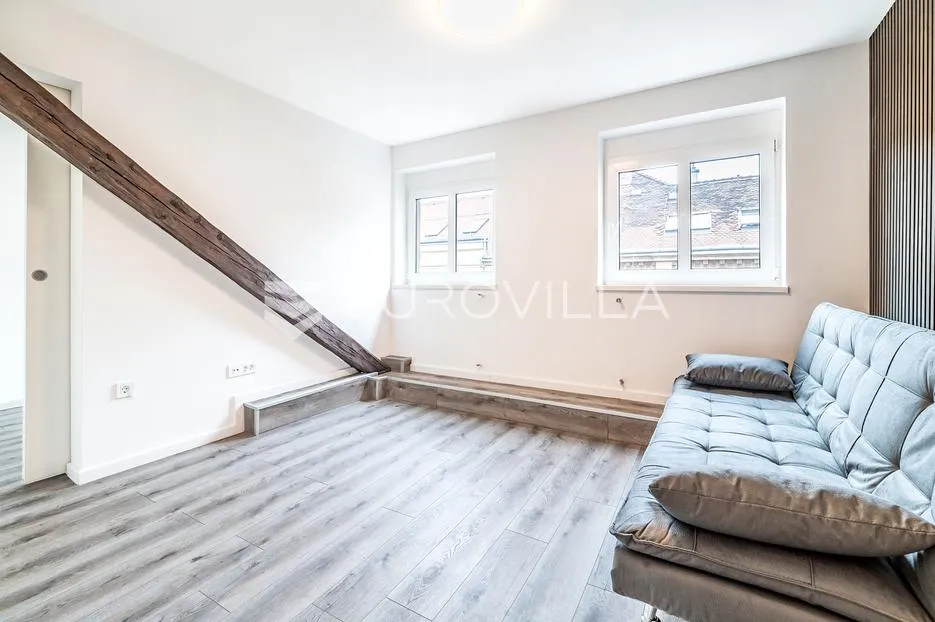 zagreb, donji grad, adaptiran dvosoban stan 33 m² na 3. katu - slika 1