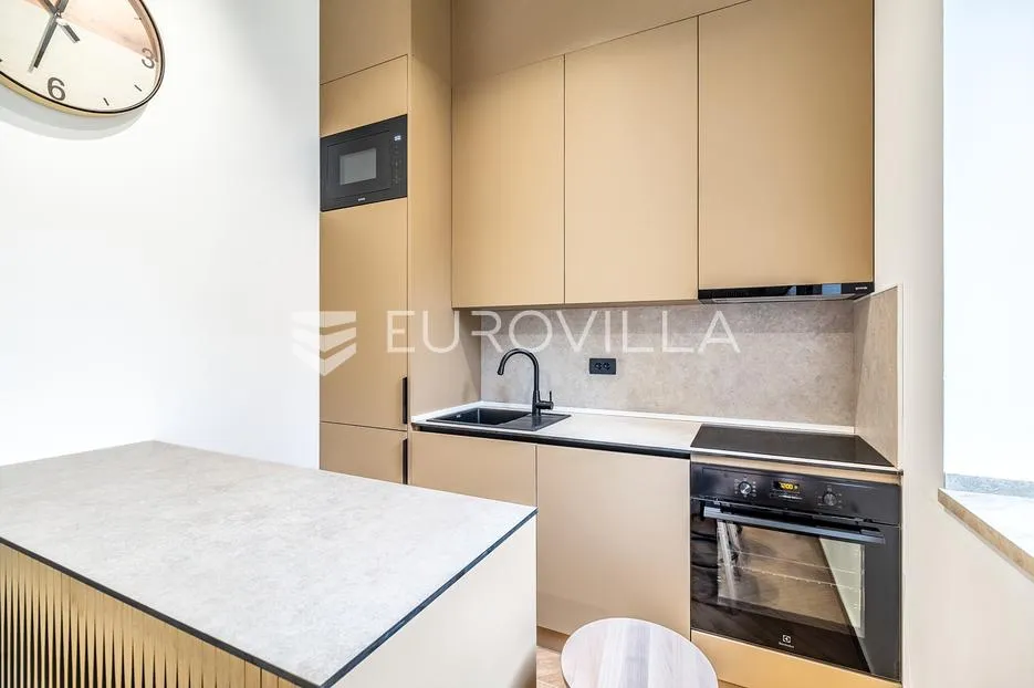 zagreb, donji grad, studio apartman 25 m², prvi najam - slika 2