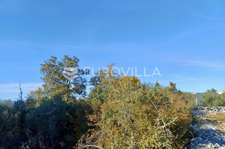 Malinska, Bogovići, građevinski teren površine 819 m² - Bogovići, Malinska-Dubašnica