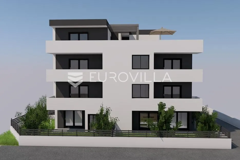 Trogir, dvosoban stan na prvom katu neto korisne površine 58,40 m2 – S3