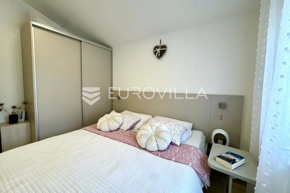 istra, peroj, predivan stan u novogradnji s pogledom na more - slika 13