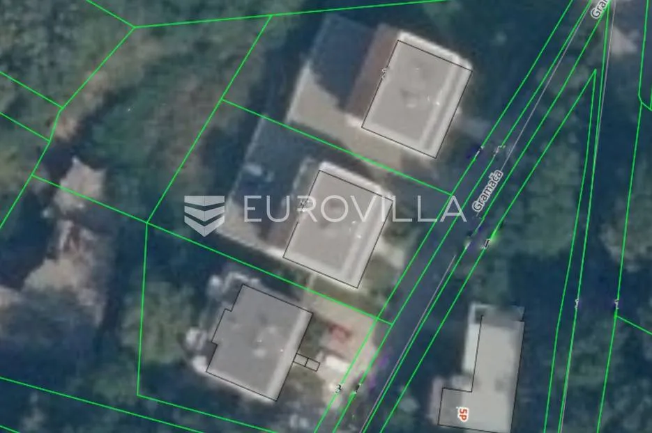 Zagreb, Gramača, Šestine, građevinsko zemljište s roh-bau zgradom