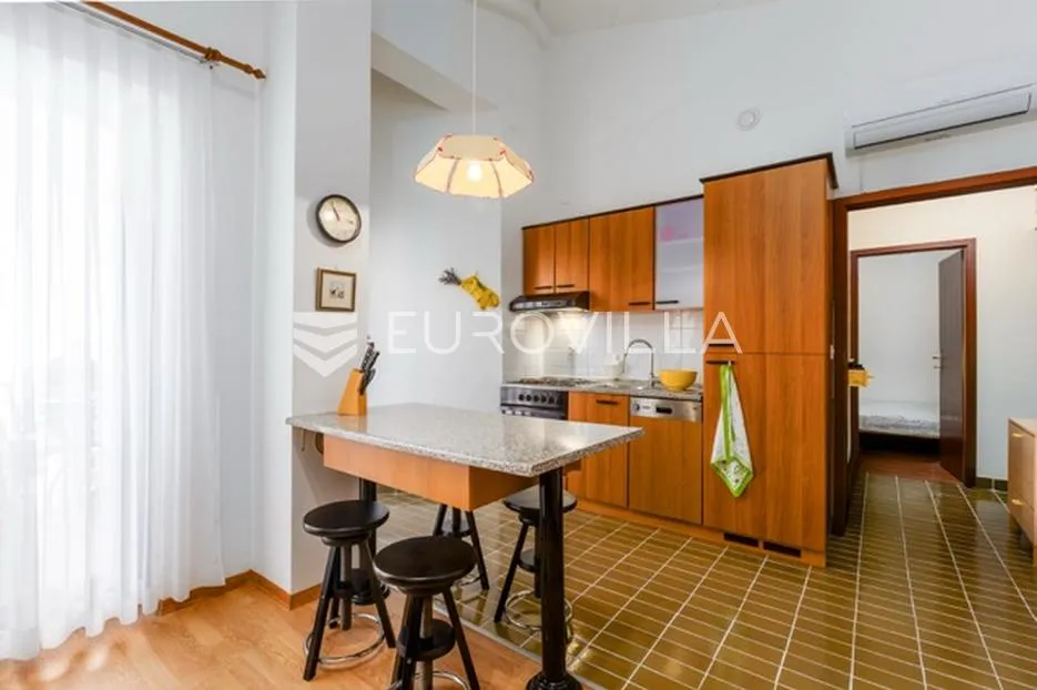 istra, barbariga, elegantan i svijetao stan 44 m² s dvije velike terase na 1. katu - slika 12