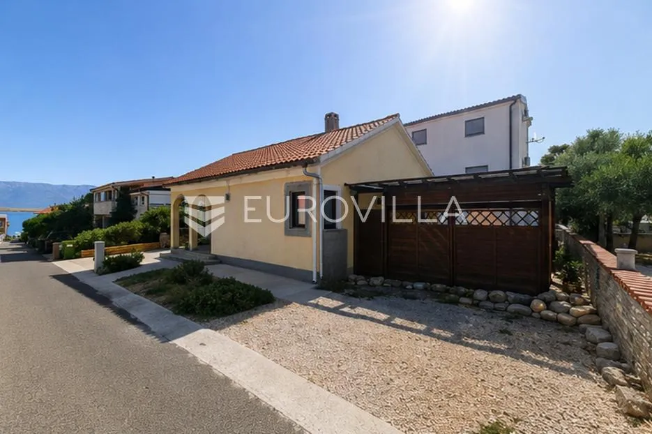 vir, samostojeća prizemnica s garažom i mediteranskim vrtom, 120 m od mora - slika 1