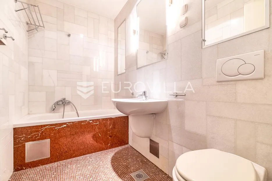 zagreb, vrhovec, luksuzan četverosoban stan 135 m² - slika 10