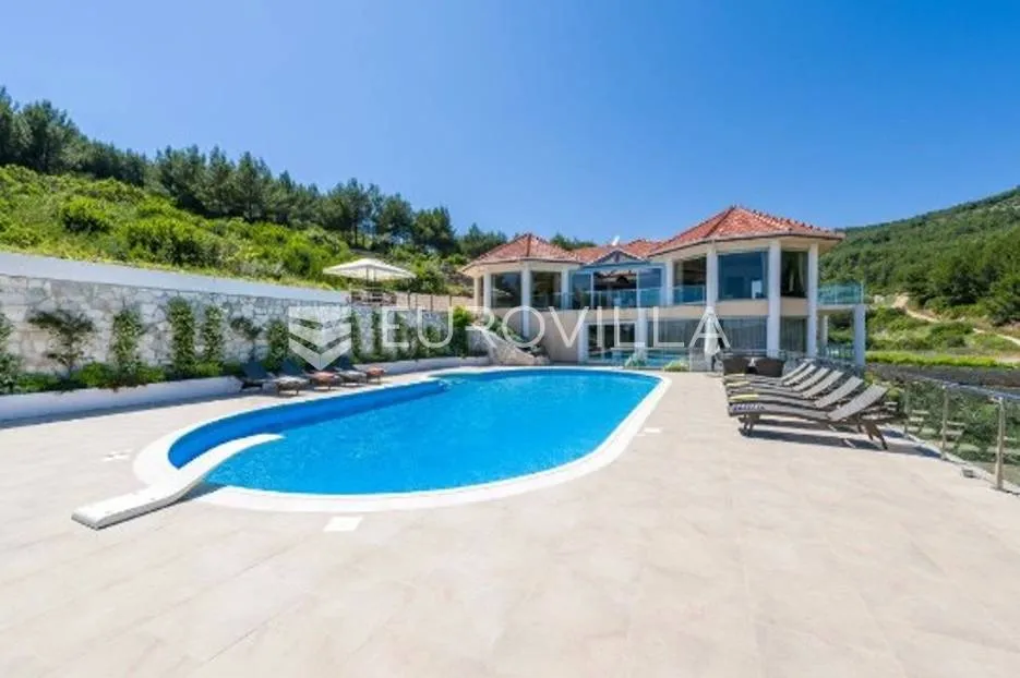 korčula, atraktivna vila prvi red do mora - slika 34