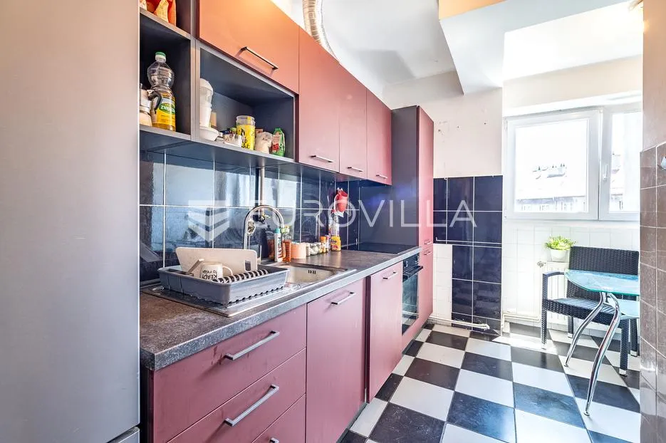 zagreb, donji grad, peterosoban građanski stan, 77 m² - slika 3