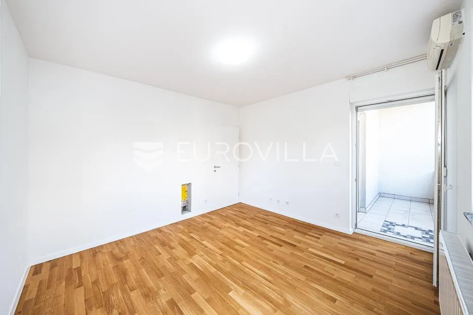 zagreb, remete, trosobni stan na bukovačkoj cesti, nkp 96 m². - slika 9