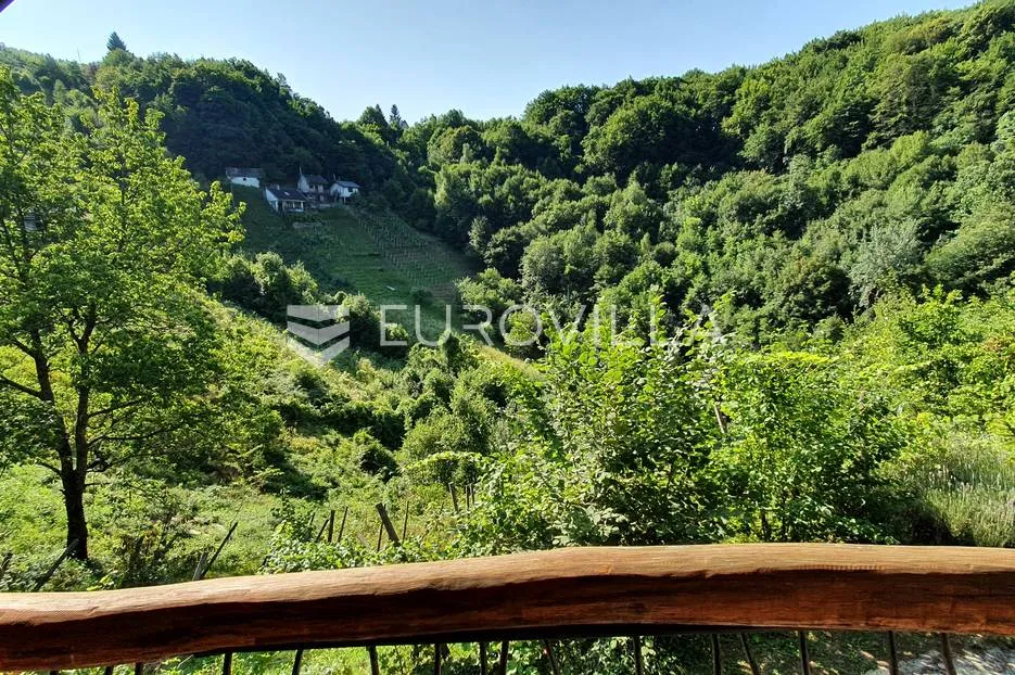 samobor, prekrasna obiteljska vikendica 152 m² na zemljištu 1.565 m² - slika 14