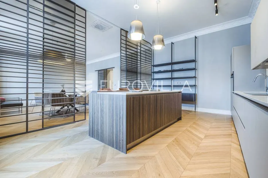 zagreb, zrinjevac luksuzan namješten četverosoban stan 170 m² - slika 7