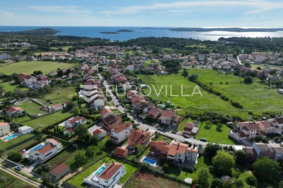 istra, fažana, valbandon, građevinsko zemljište na mirnoj lokaciji, prilika - slika 2