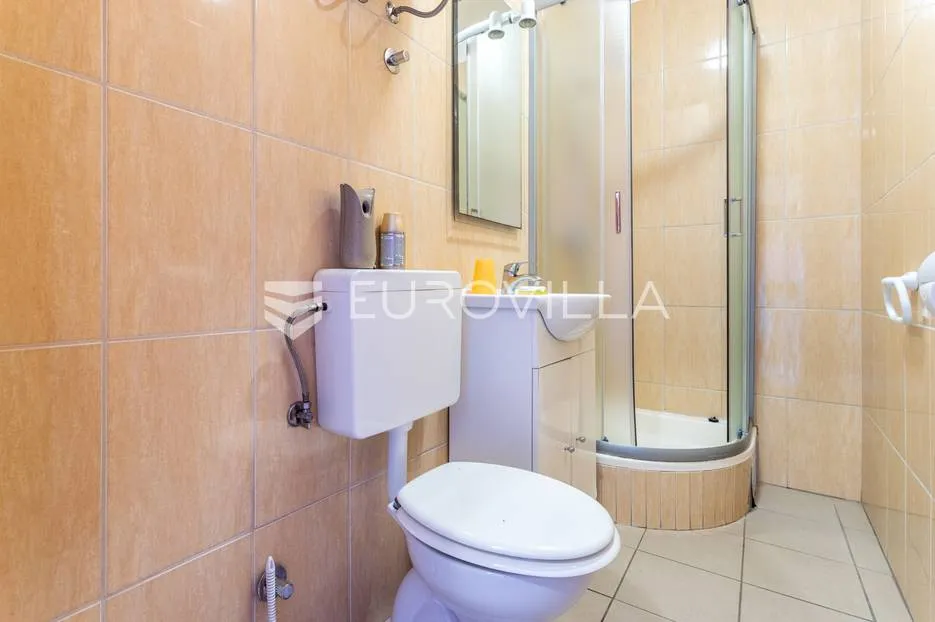 novalja, kuća s 10 apartmana blizu centra s pogledom na more - slika 30