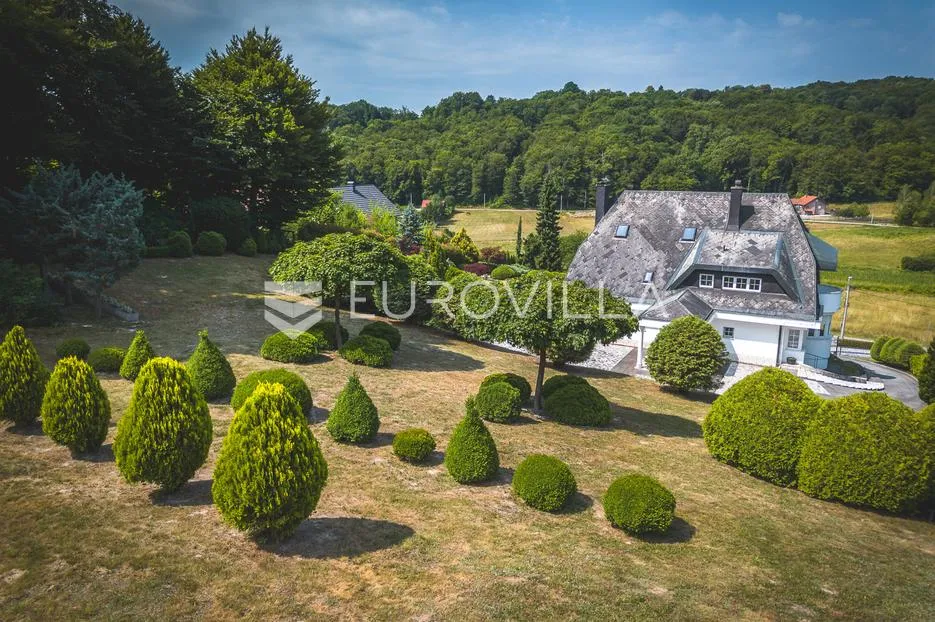 donja pušća, jedinstvena obiteljska villa, parcela 5000 m² - slika 38