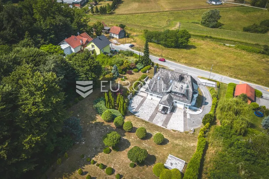 donja pušća, jedinstvena obiteljska villa, parcela 5000 m² - slika 48