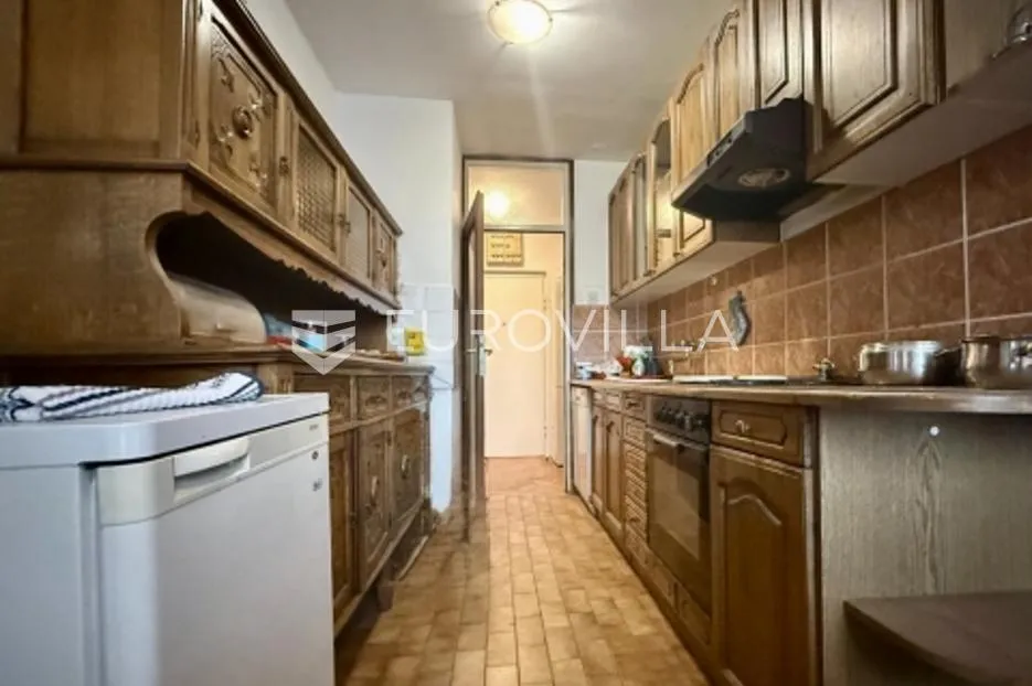 rijeka, kozala, stan površine 80 m², lođa, pogled - slika 4
