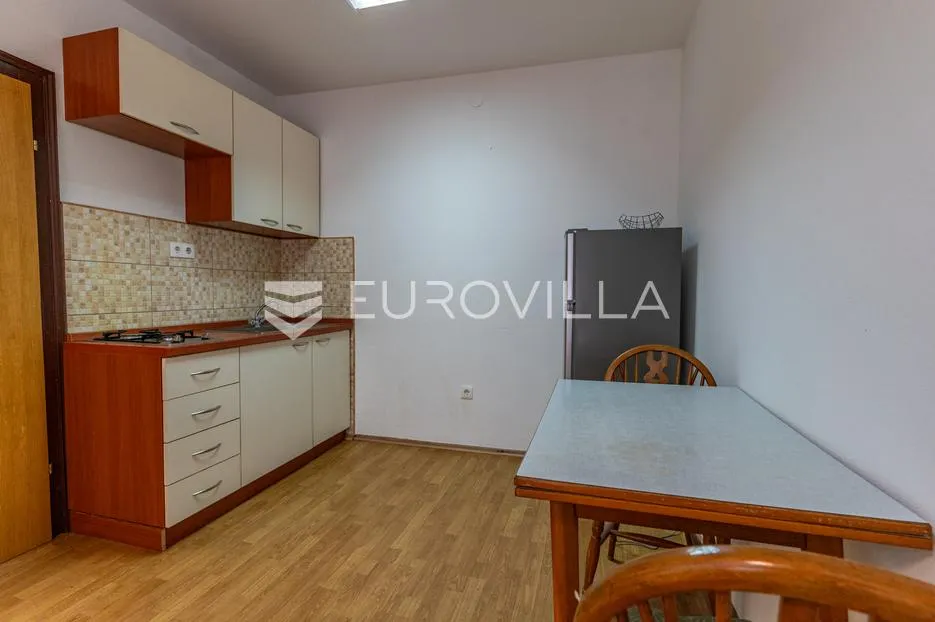 požega, dvosoban stan u centru grada - slika 8