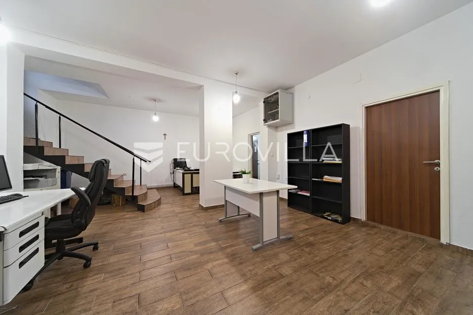 Osijek, Gornji grad, uređen i opremljen poslovni prostor za najam, površine 101,92 m²
