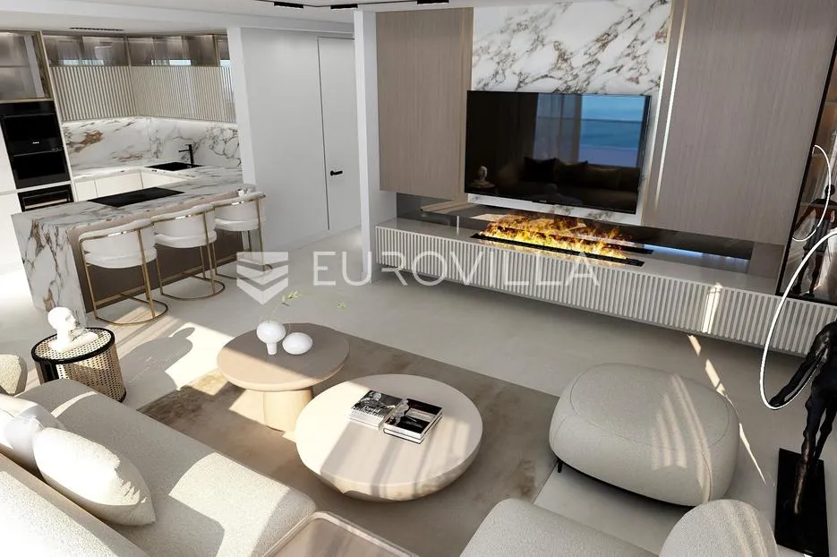 Opatija, Punta Kolova, luksuzan novouređen stan 138 m²