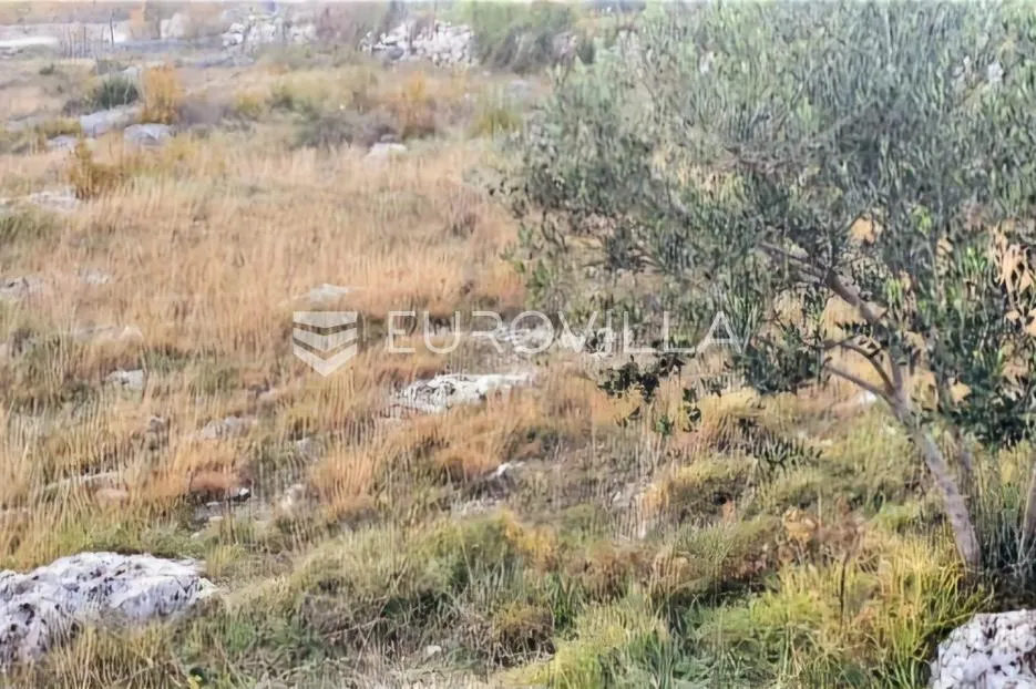 šestanovac, žeževica, građevinsko zemljište uz glavnu cestu - slika 2