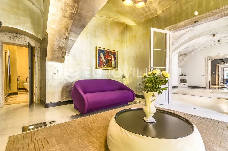 gornji grad, luksuzan stan 300 m² - slika 12