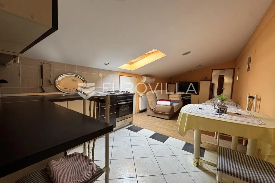 osijek, donji grad, poslovni prostor sa 2 stana, 307 m² - slika 10