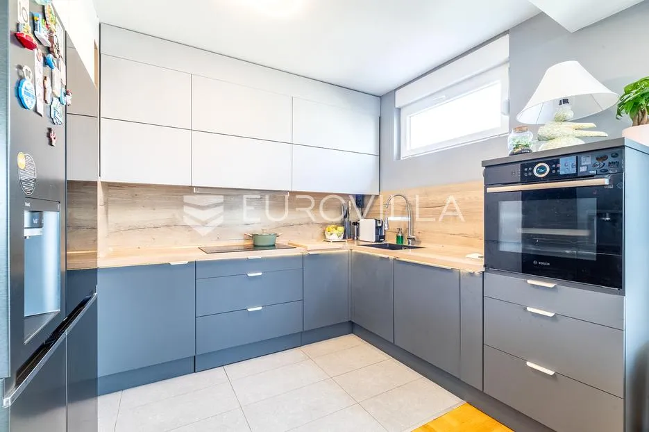 zagreb, veliko polje, prekrasan četverosoban penthouse 134 m² - slika 5