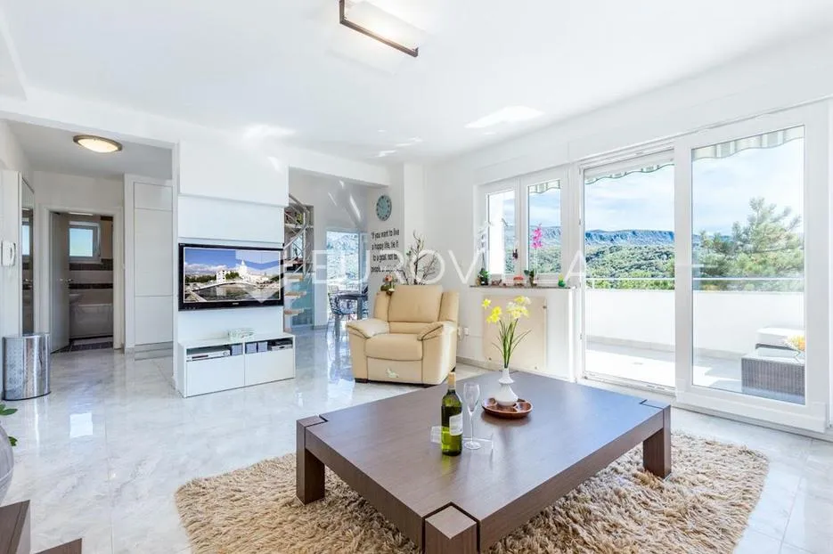 crikvenica, eksluzivni četverosbni penthouse nkp 145 m2 s parkingom - slika 5