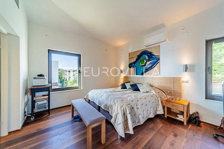otok korčula, vela luka, villa prvi red uz more - slika 40