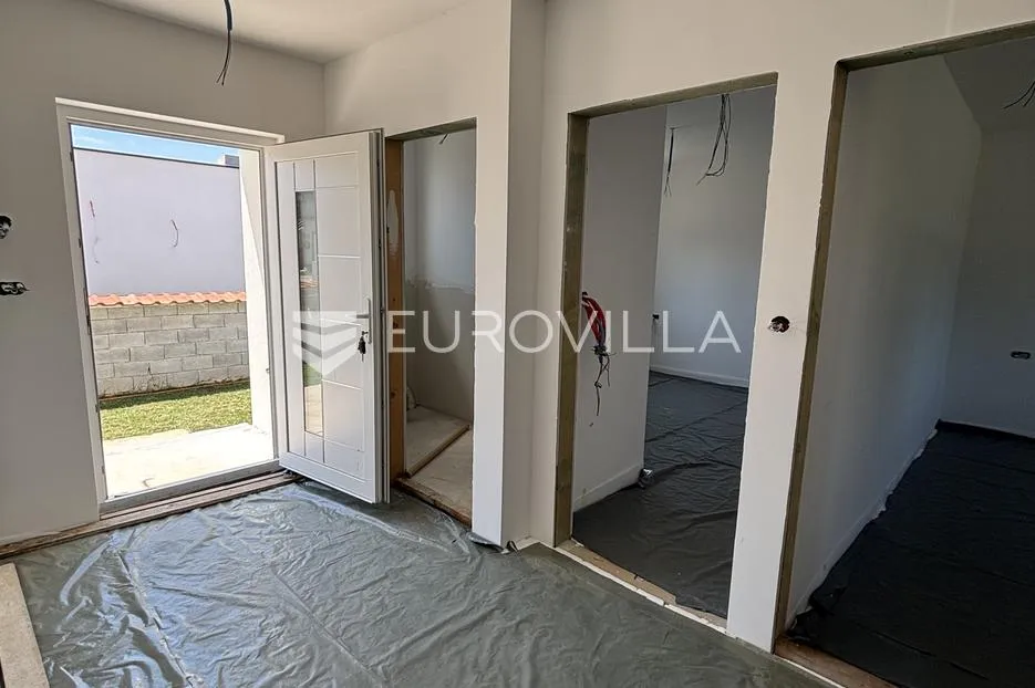 pula, monte turco, šarmantna prizemnica s vrtom - slika 9