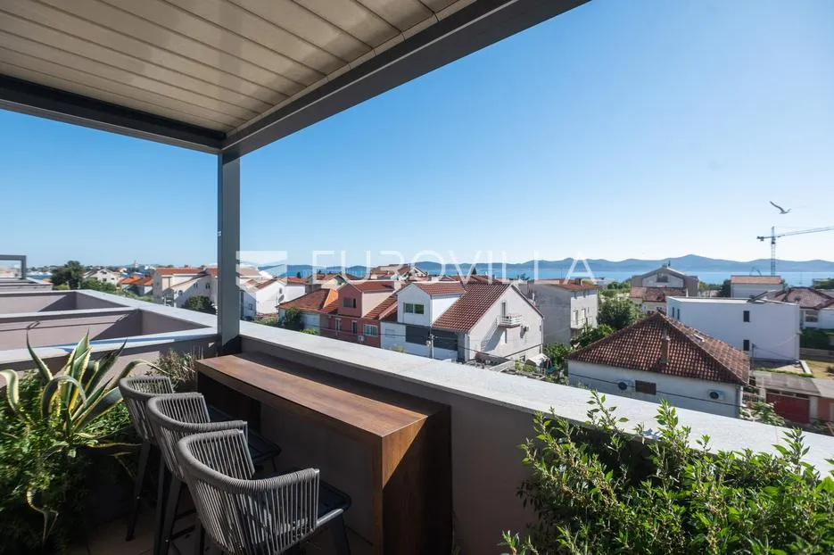 zadar, borik, luksuzan penthouse površine 137,26 m² s terasama na top lokaciji - slika 40