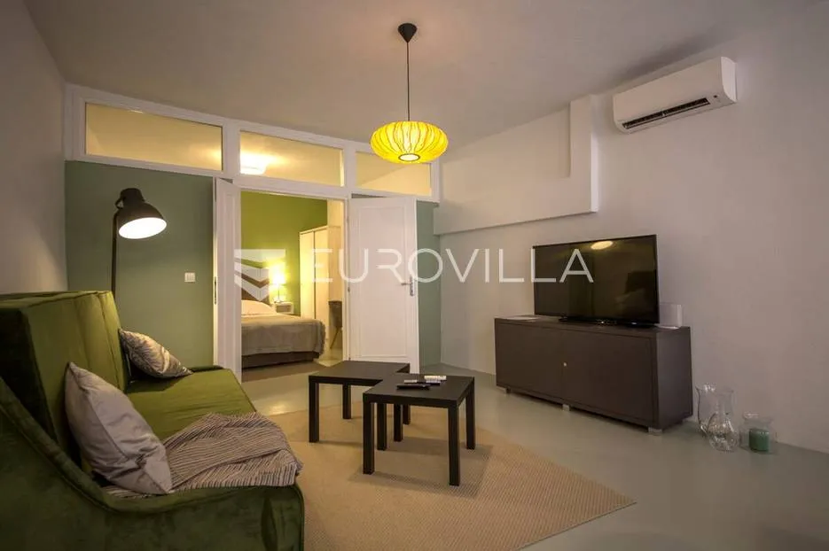 Istra, Rovinj, moderno renoviran stan NKP 49,05m2 u strogom centru