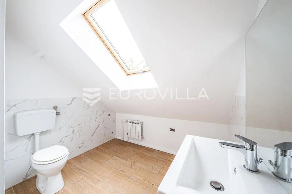 zagreb, maksimir, sermageova, dvoetažni poslovni prostor uredske namjene 380 m² - slika 20