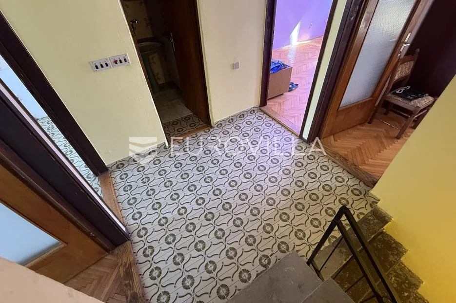 osijek, bosutsko naselje, prodaje se kuća katnica, 290 m2 - slika 9
