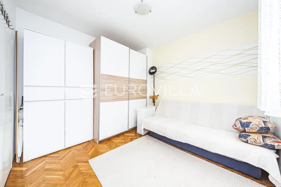 zagreb, volovčica trosoban stan 58 m2, parking - slika 5