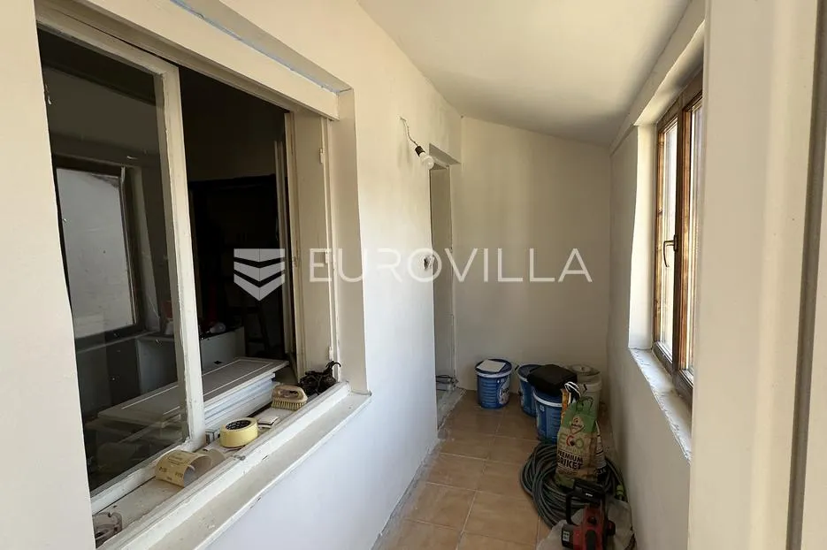 vukovar, sajmište, kuća s velikom parcelom 674 m² - slika 16