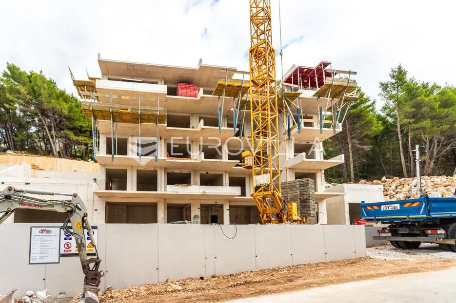 omiš, dvosoban stan na četvrtom katu s panoramskim pogledom na more i grad, 86 m² - slika 6